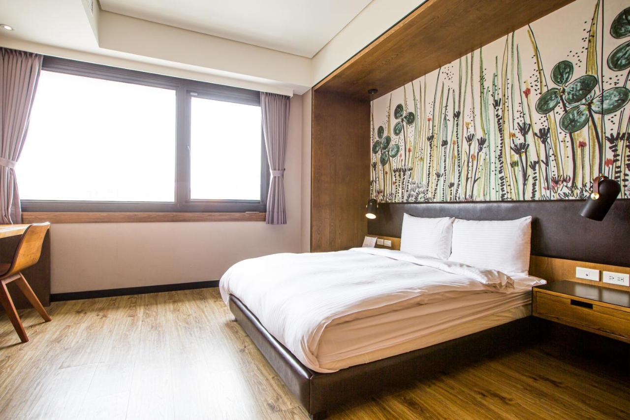 Easylazy Inn Taichung Esterno foto