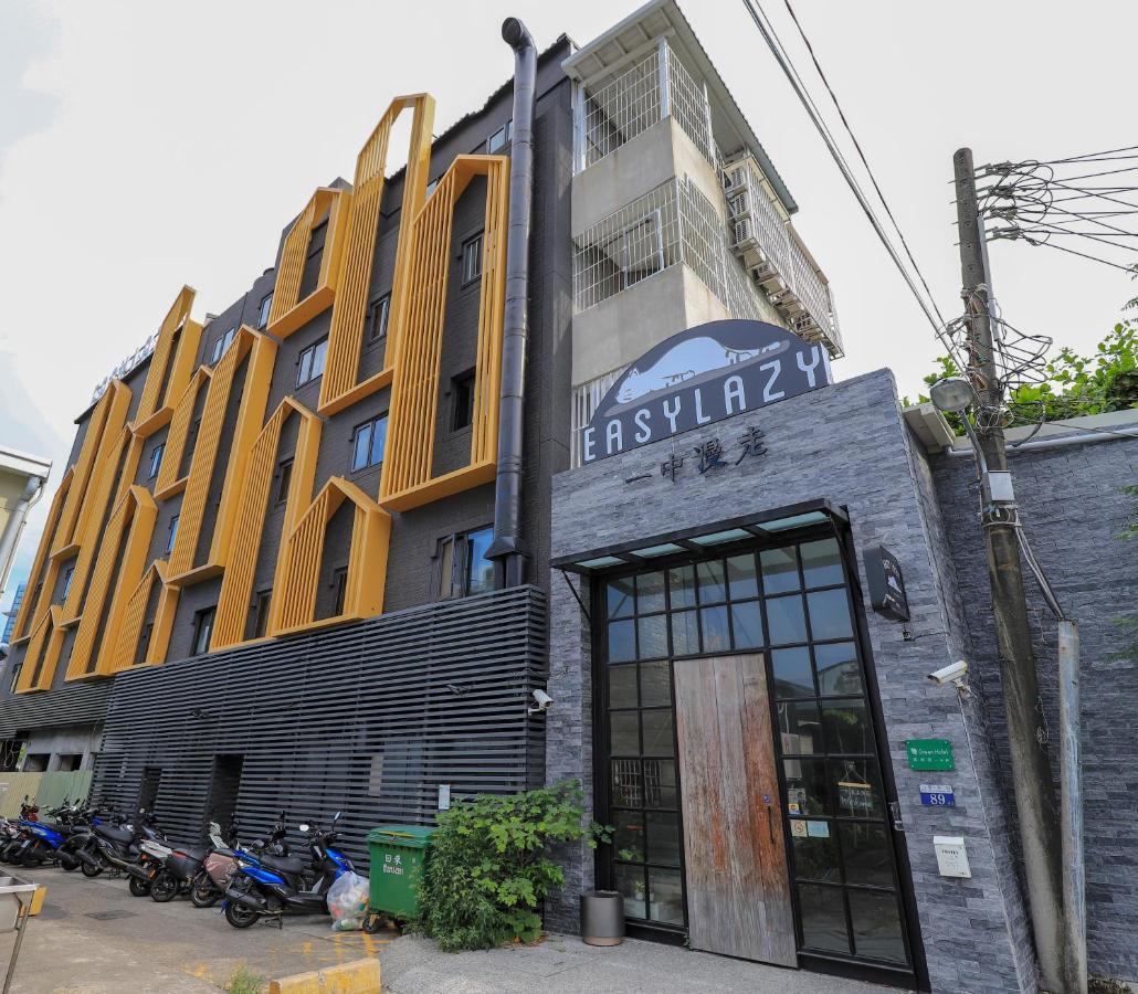 Easylazy Inn Taichung Esterno foto
